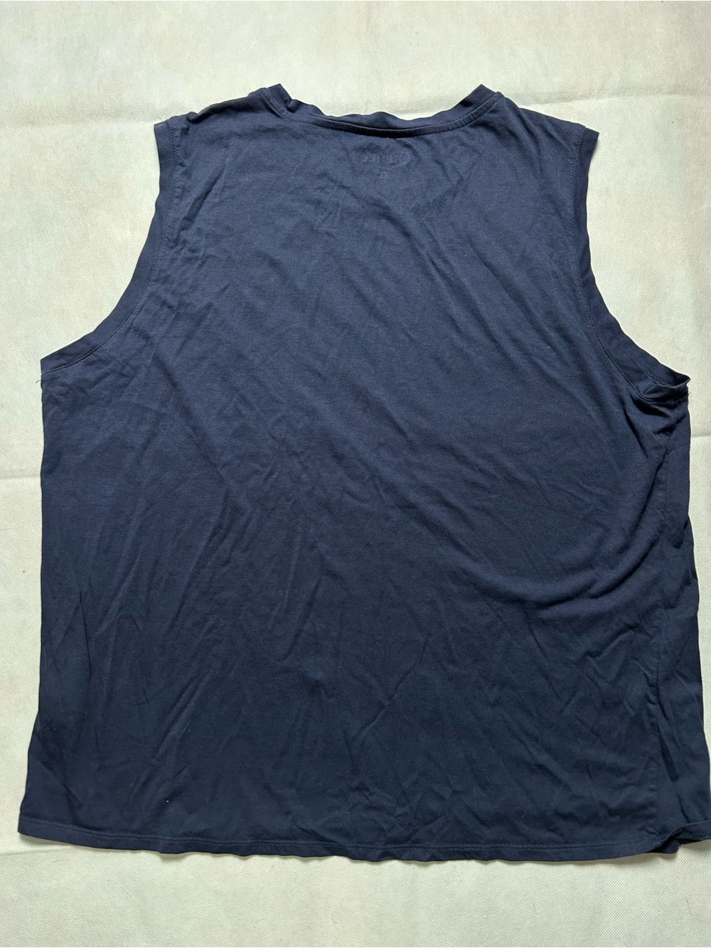 Quince navy tank top size XL - Picture 4 of 4